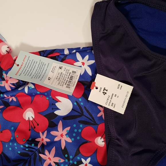 Cat & Jack Toddler Girls 2pc Blue & Red Floral Rash Guard Swim Suit Set - Picture 4 of 4